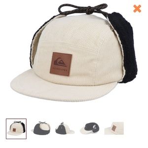 Winter beige/black ear flap hat
